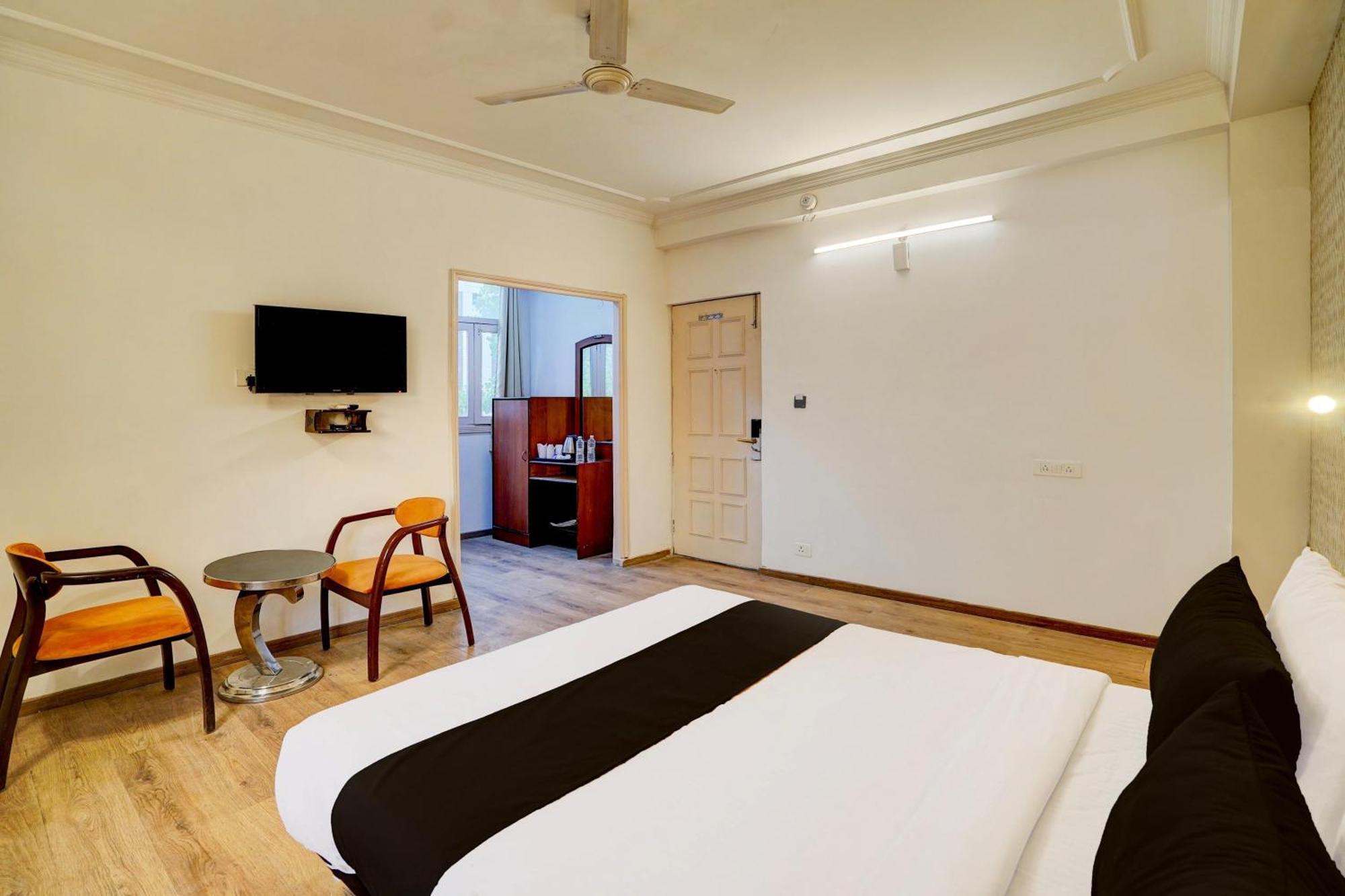 Super Townhouse Jageer Palace Near Mayapuri Chowk New Delhi Ngoại thất bức ảnh